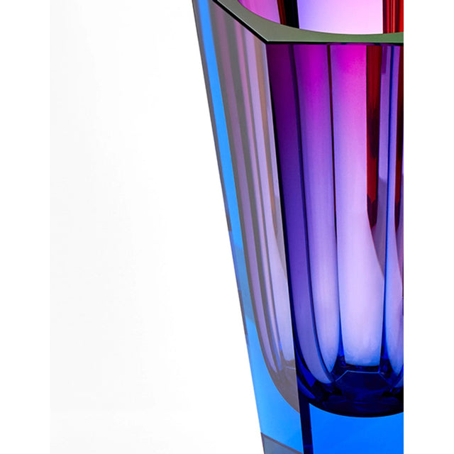PURITY VASE IN PURPLE