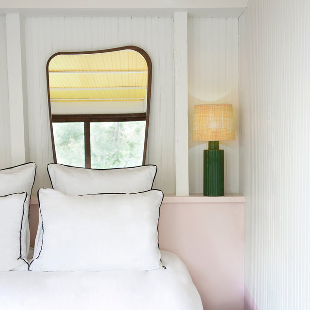 PORTOFINO TABLE LAMP IN GREEN