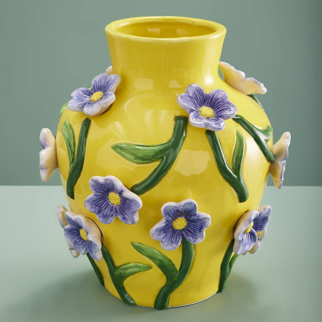 VASE SPRING WITH FLOWERS IN YELLOW