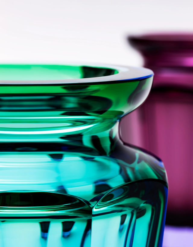 ETERNITY VASE IN AQUAMARINE GREEN