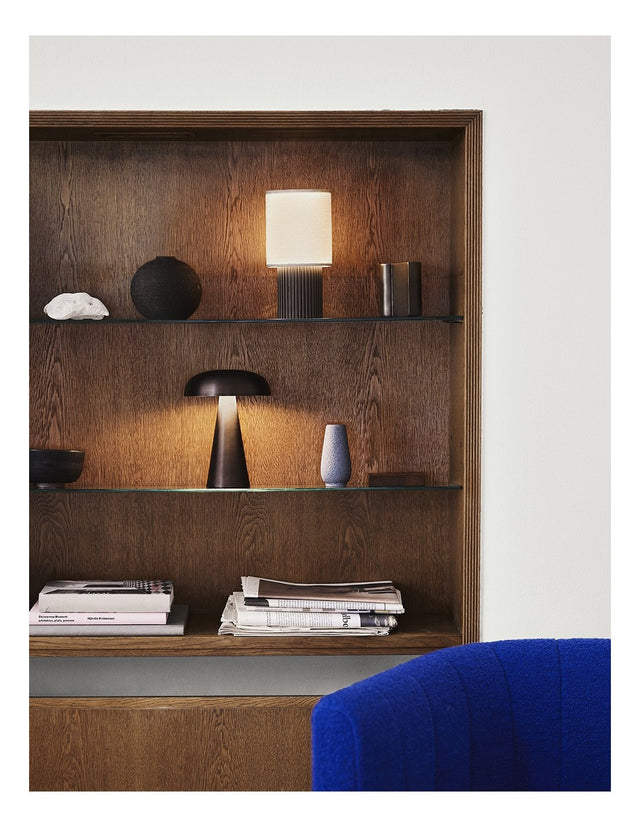 MANHATTAN TABLE LAMP