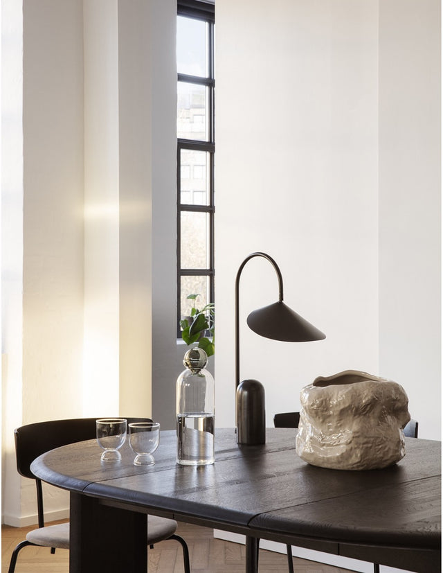 ARUM TABLE LAMP