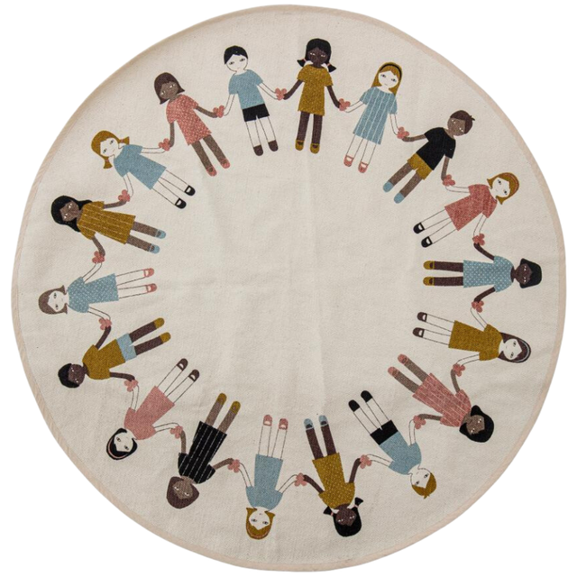 FRIENDS ROUND RUG
