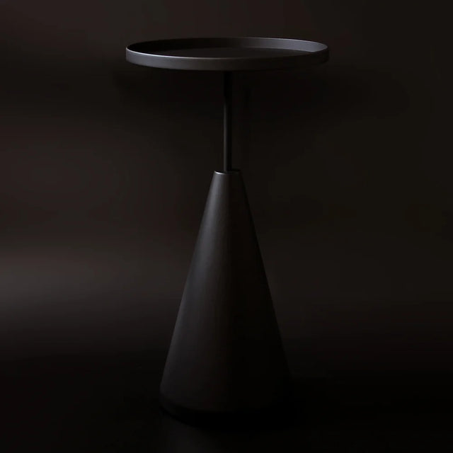 KONUS TABLE IN BLACK
