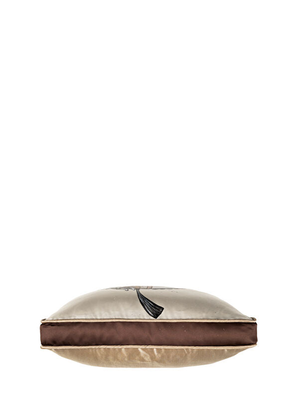 ALPAQ STUDIO. SILK CUSHION HORSE