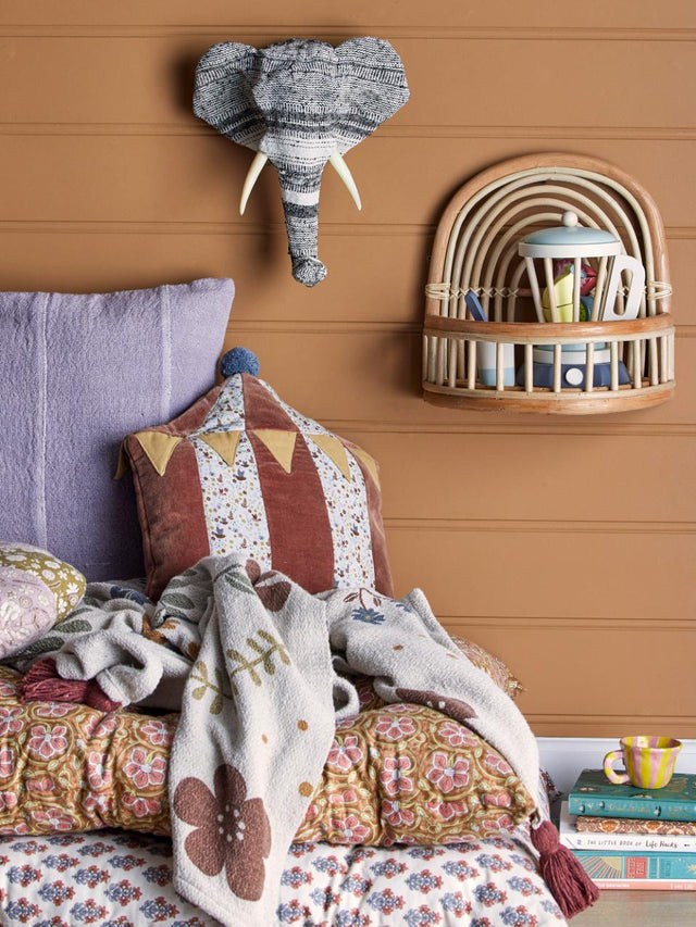 TODI 'ELEPHANT' WALL DECOR