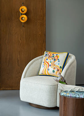ALPAQ STUDIO. SILK CUSHION ABSTRACTION