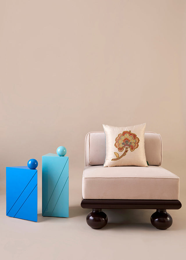 ALPAQ STUDIO. FLOWER APPLICATION SILK CUSHION