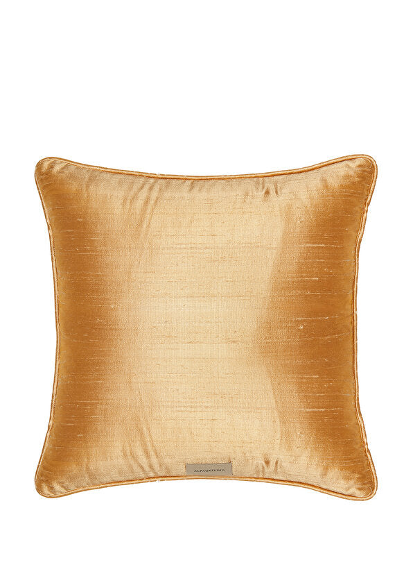 ALPAQ STUDIO. EYE SILK CUSHION