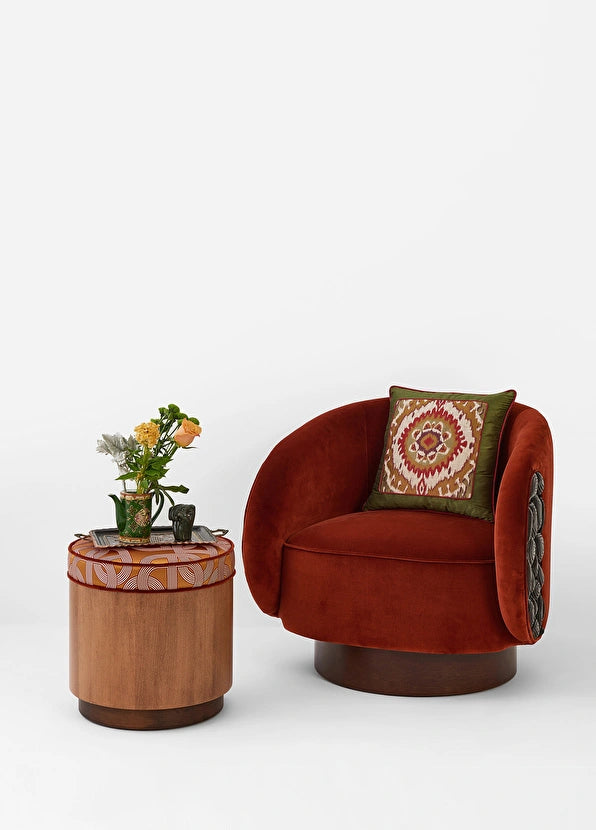 SILK CUSHION WITH ORNAMENT