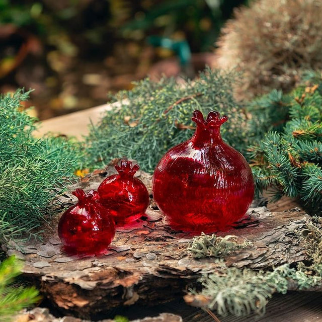 POMEGRANATE FIGURINE IN RED