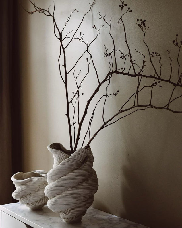 PHILIP M SOUCY SMALL PORCELAIN VASE