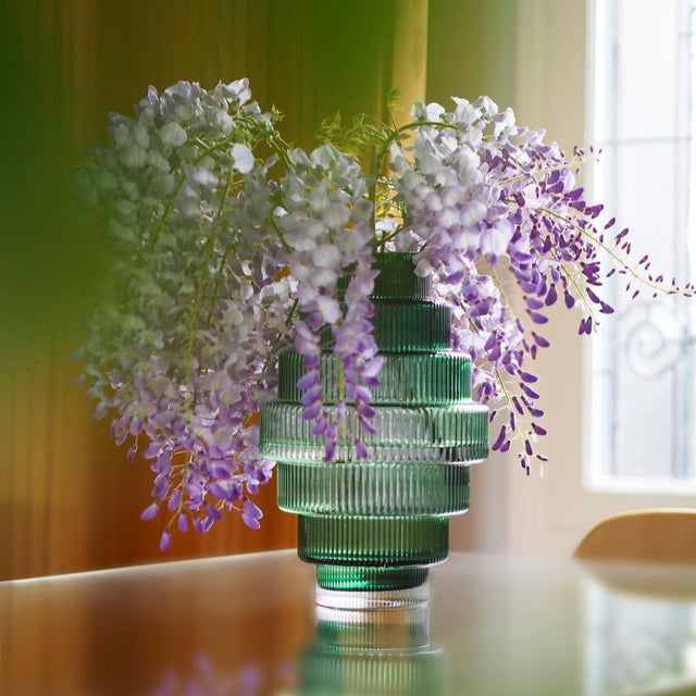 GLASS BARREL VASE IN GREEN