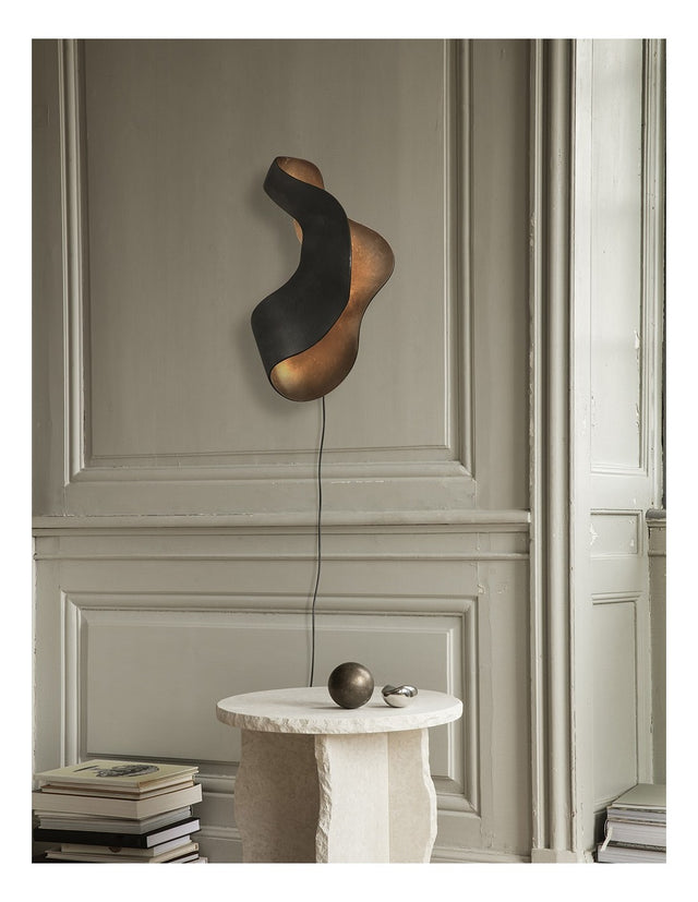 OYSTER WALL LAMP