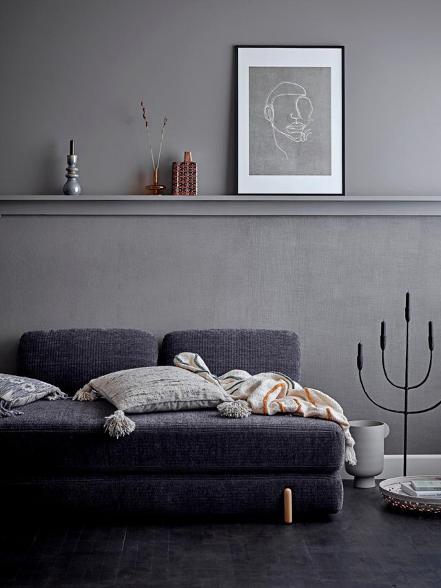 EMIE CANDLE HOLDER