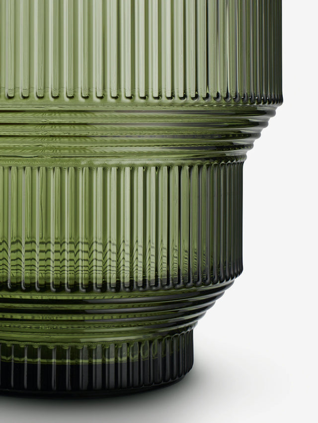 PAVILION VASE IN GREEN