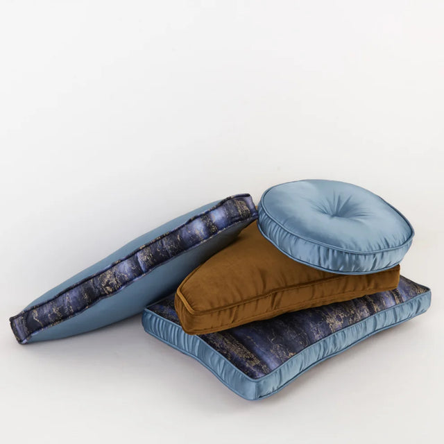 ALPAQ STUDIO. SILK TRIANGULAR CUSHION IN BLUE
