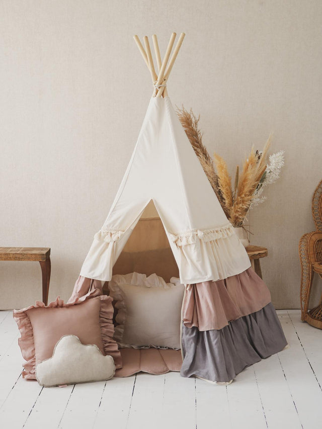 CHILDREN'S TENT WITH RUFFLES & RUG