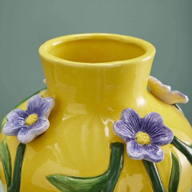 VASE SPRING WITH FLOWERS IN YELLOW