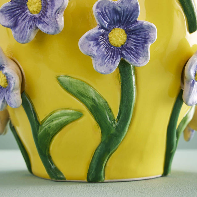 VASE SPRING WITH FLOWERS IN YELLOW