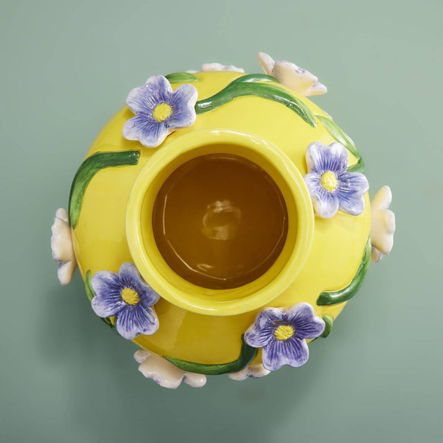 VASE SPRING WITH FLOWERS IN YELLOW