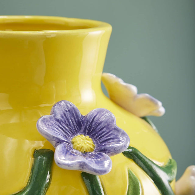 VASE SPRING WITH FLOWERS IN YELLOW