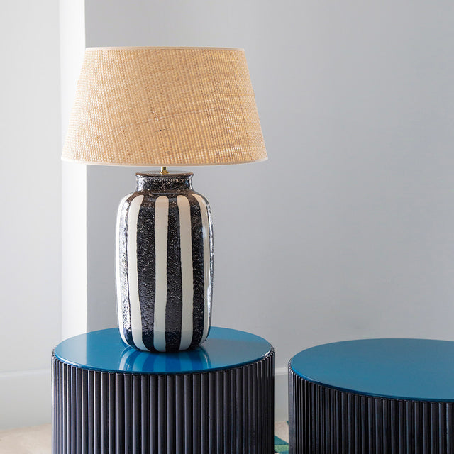 PALMARIA TABLE LAMP IN BLACK