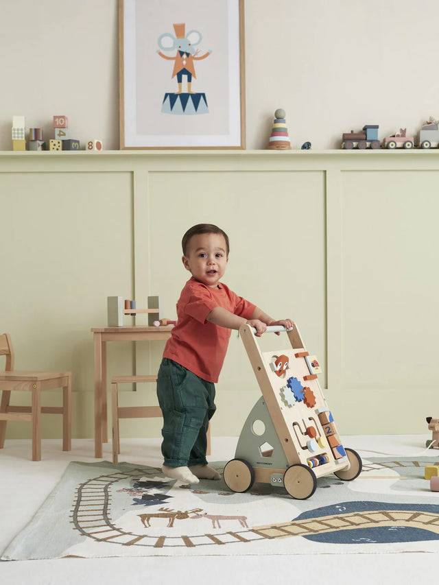 EDVIN BABY WALKER & ACTIVITY BOARD