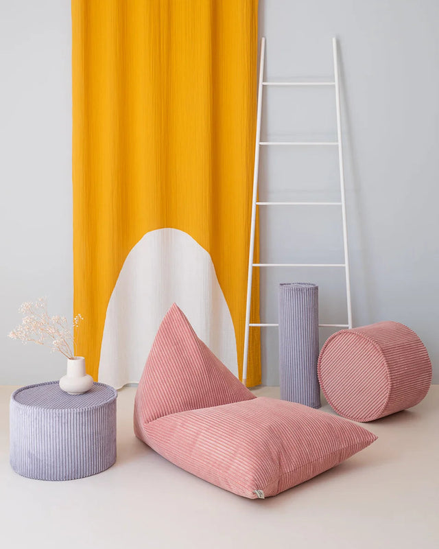PINK MOUSSE POUF