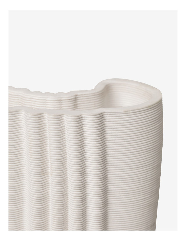 MOIRE VASE IN WHITE