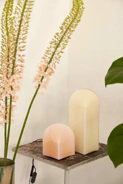 HAY PARADE TABLE LAMP IN PINK 32/16 CM