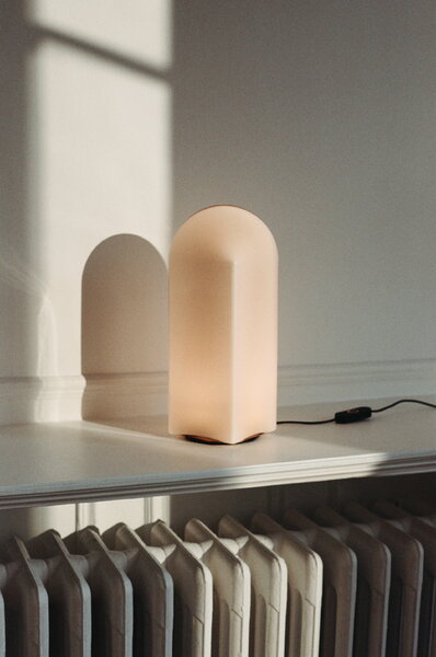 HAY PARADE TABLE LAMP IN PINK 32/16 CM