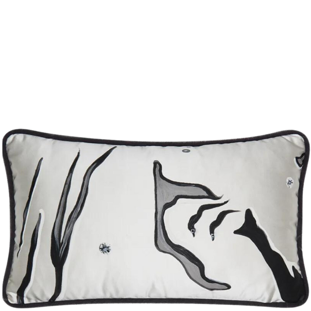 ALPAQ STUDIO. RECTANGULAR CUSHION IN LIGHT GRAY