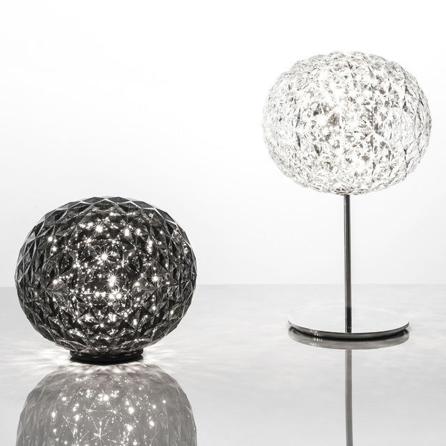 PLANET TABLE LAMP IN CRYSTAL