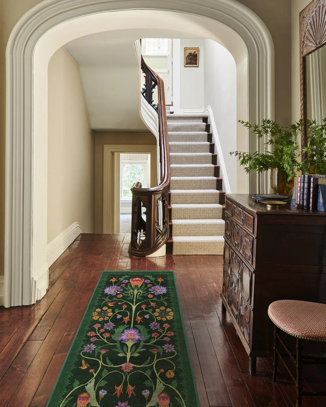 IRIS APPLE PROTEA RUG IN FOREST GREEN