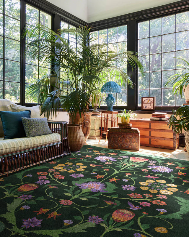 IRIS APPLE PROTEA RUG IN FOREST GREEN