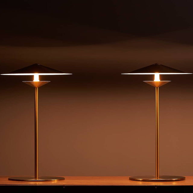 SAMURAI TABLE LIGHTING IN GOLD