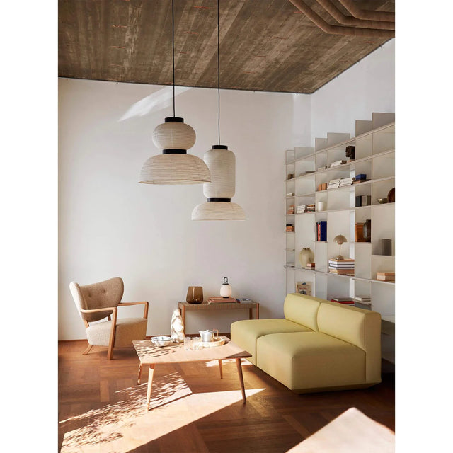FORMAKAMI V2 LIGHTING IN IVORY WHITE