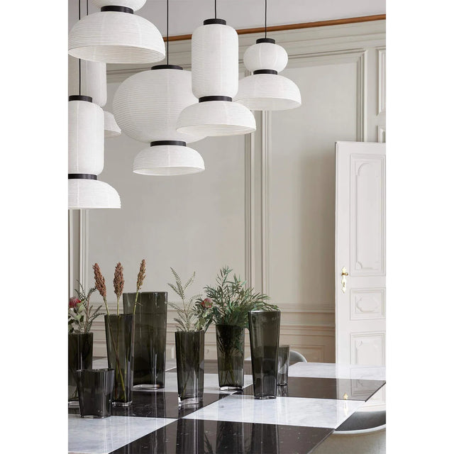 FORMAKAMI V2 LIGHTING IN IVORY WHITE