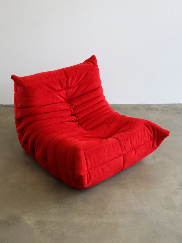 FRENCHY ARMCHAIR IN GOYA RED