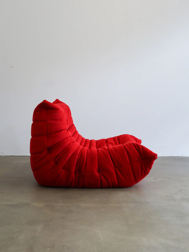 FRENCHY ARMCHAIR IN GOYA RED