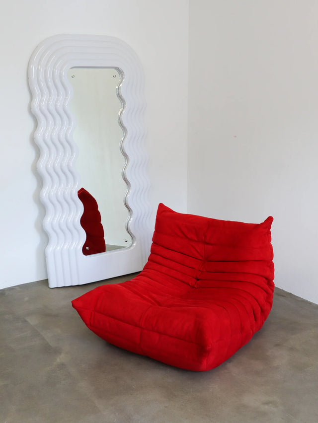 FRENCHY ARMCHAIR IN GOYA RED