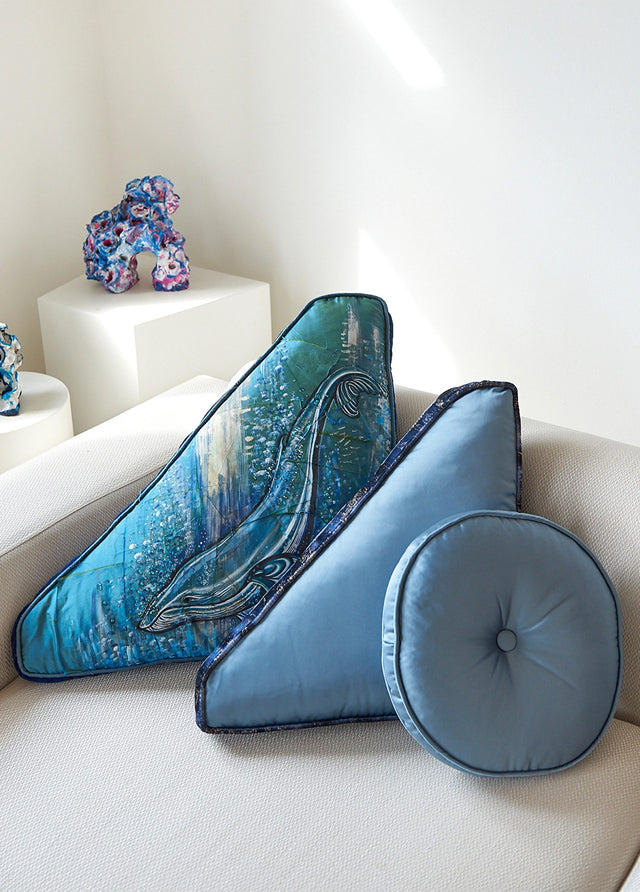 ALPAQ STUDIO. LUXURIOUS ROUND SILK CUSHION IN BLUE