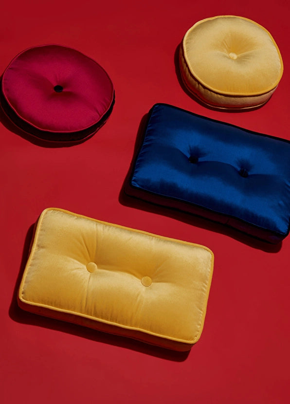 ALPAQ STUDIO. LUXURIOUS SILK CUSHION IN OCEAN BLUE